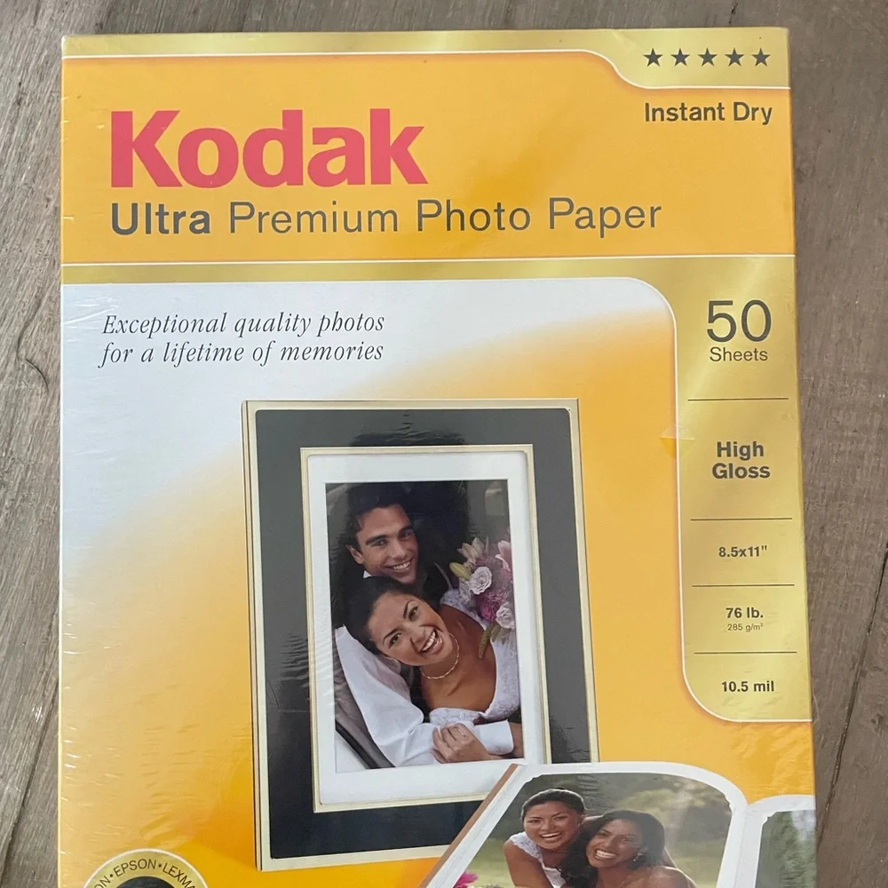 Kodak Ultra Premium Photo Paper - Yellow and Black